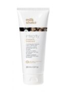 MILKSHAKE INTEGRITY INTENSIVE TREATMENT STIPRI MAITINANTI KAUKĖ SU EKOLOGIŠKU MURU MURU SVIESTU