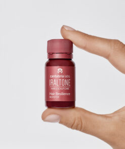 3. Foto_mano_Hair_Resiliance